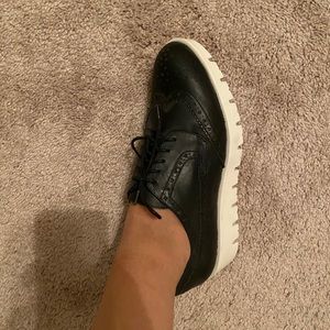 Platform shoes
